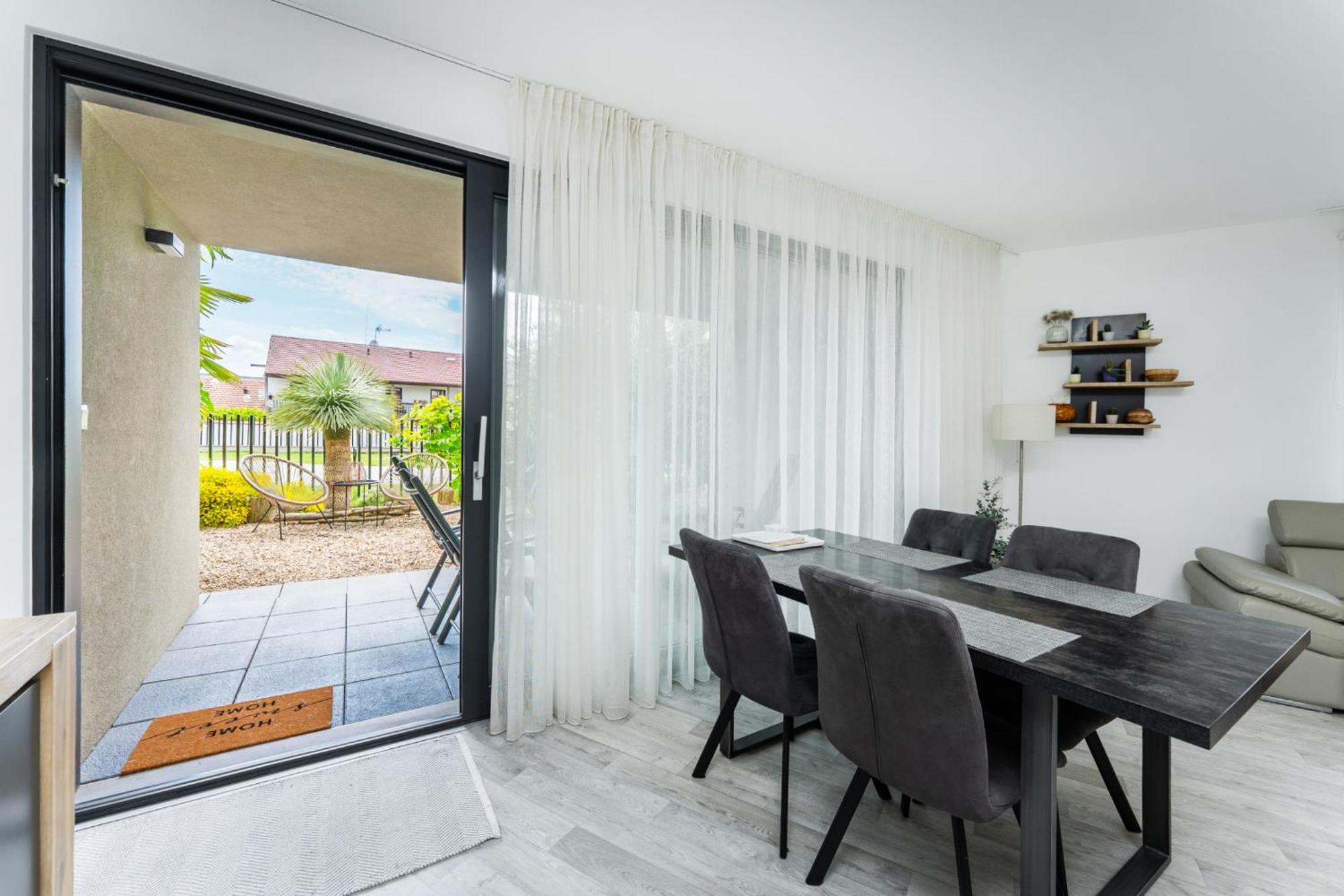 Palm Garden Apartment 2 ميكولوف المظهر الخارجي الصورة